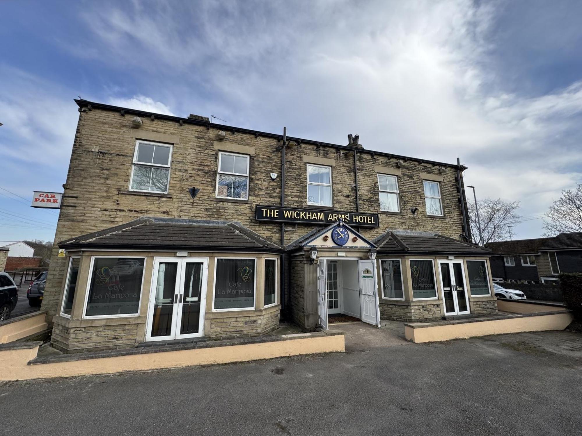 The Wickham Arms Hotel Cleckheaton Esterno foto